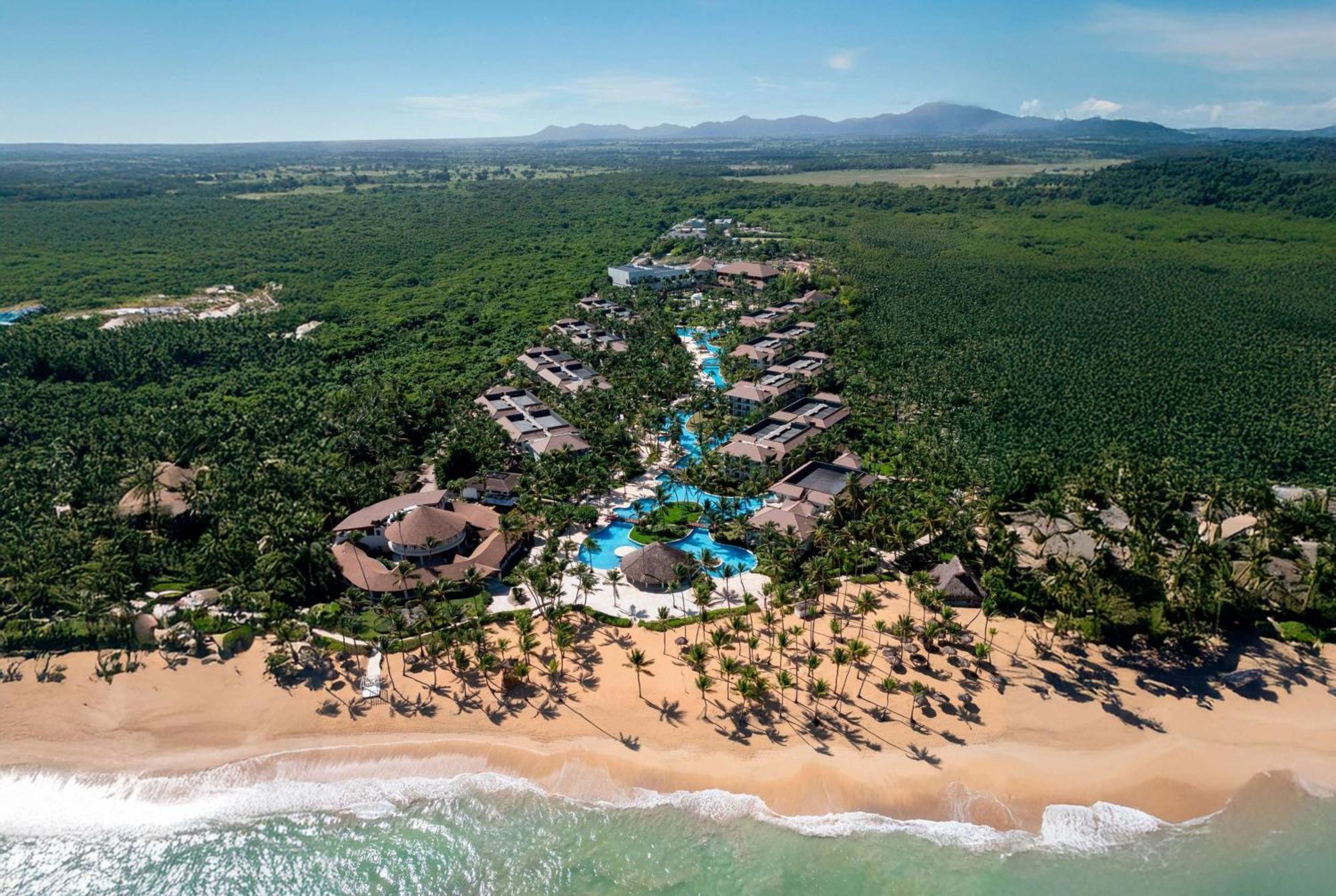 Wyndham Alltra Punta Cana All Inclusive Resort Eksteriør bilde Hard Rock Hotel & Casino Punta Cana